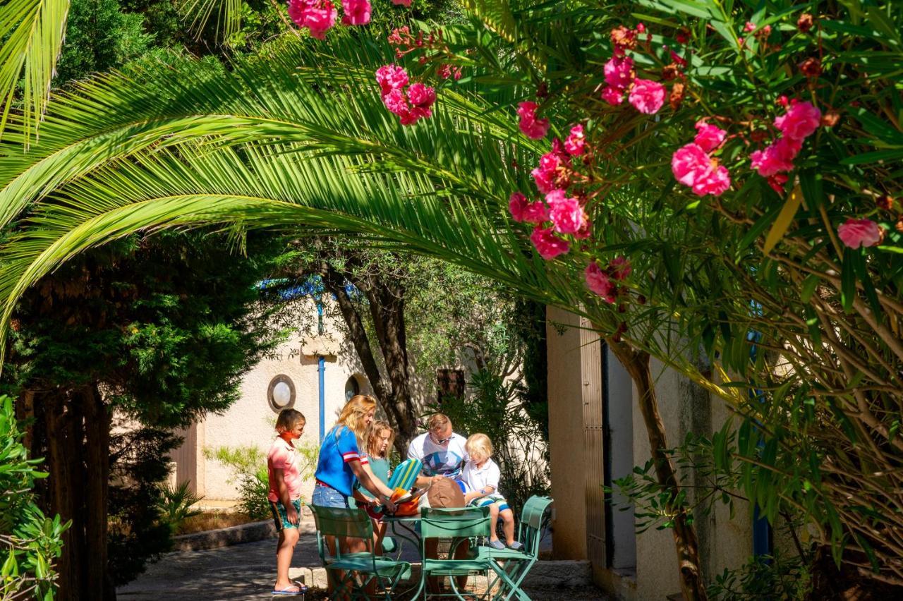 Residence Goelia Les Jardins D'Azur Saint-Raphaël Buitenkant foto